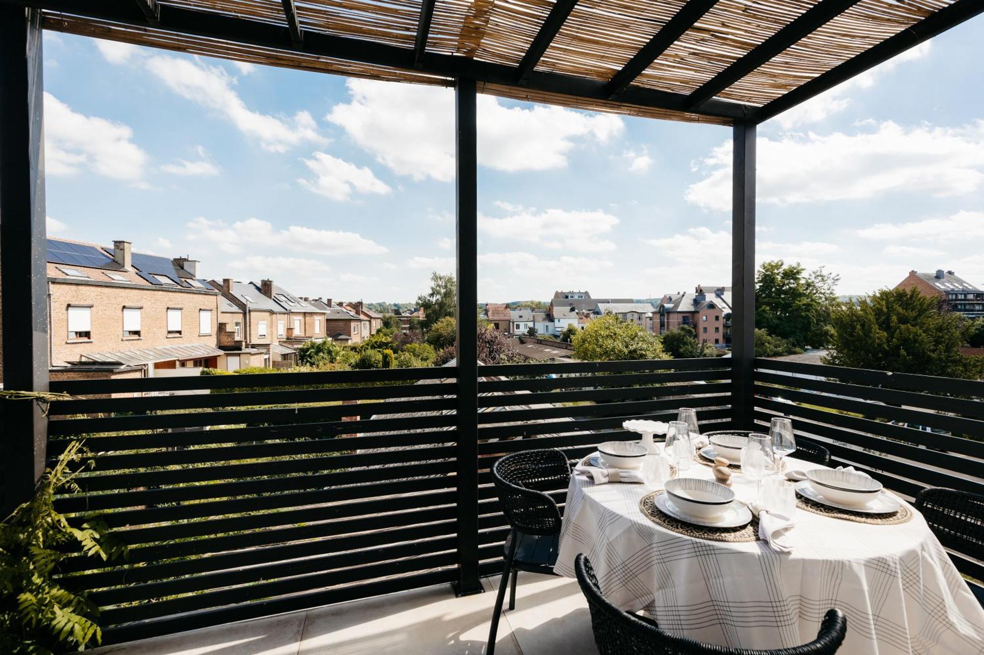 The Edgewater Suites - Skyline Namur  Exterior foto