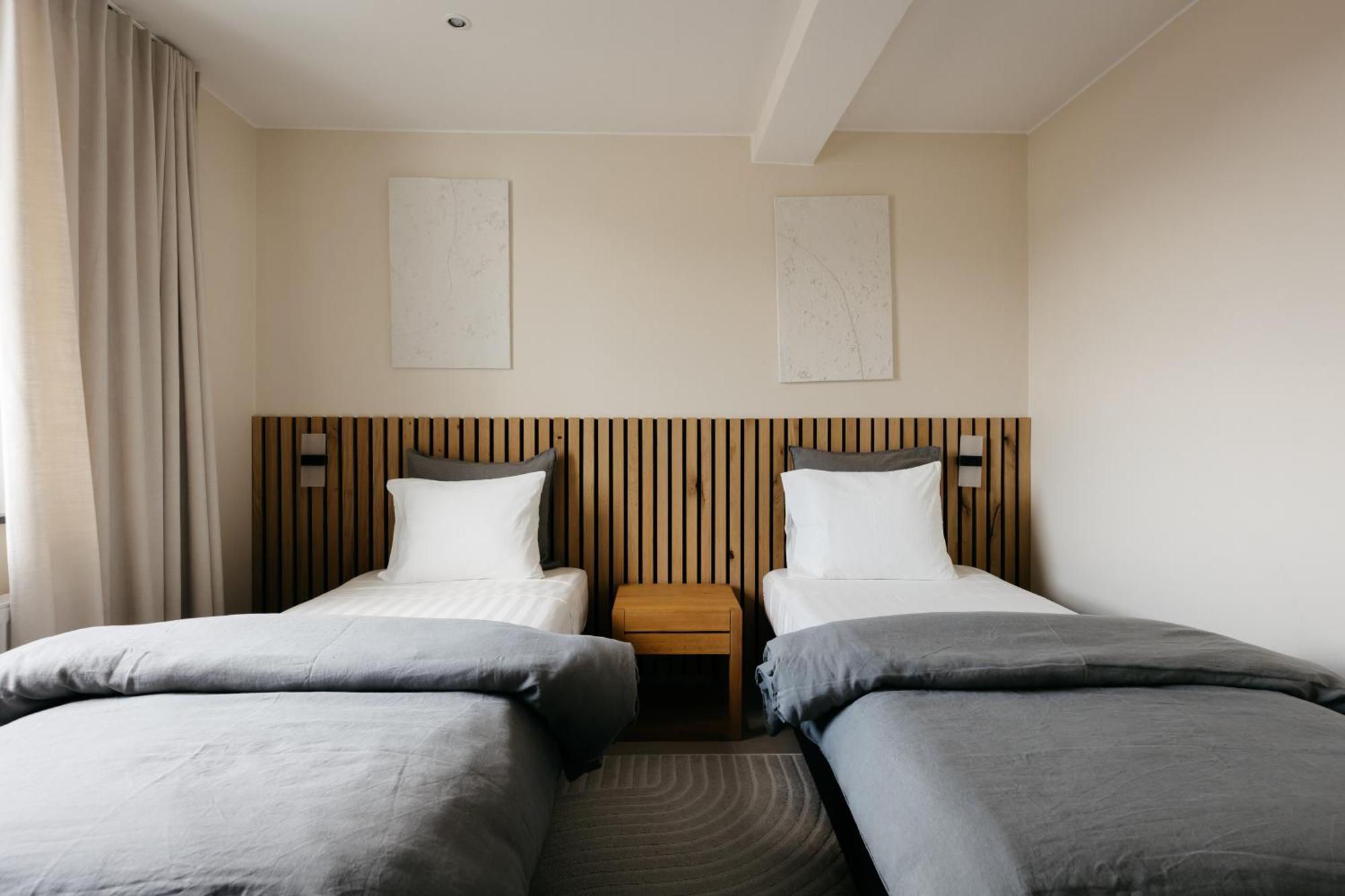 The Edgewater Suites - Skyline Namur  Exterior foto